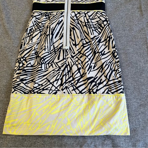BCBG MaxAzria cap sleeve print dress LIKE NEW - Picture 6 of 14